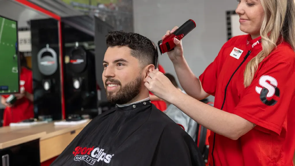 Sport Clips Haircuts of Hammock Landing — Hair salon in West Melbourne